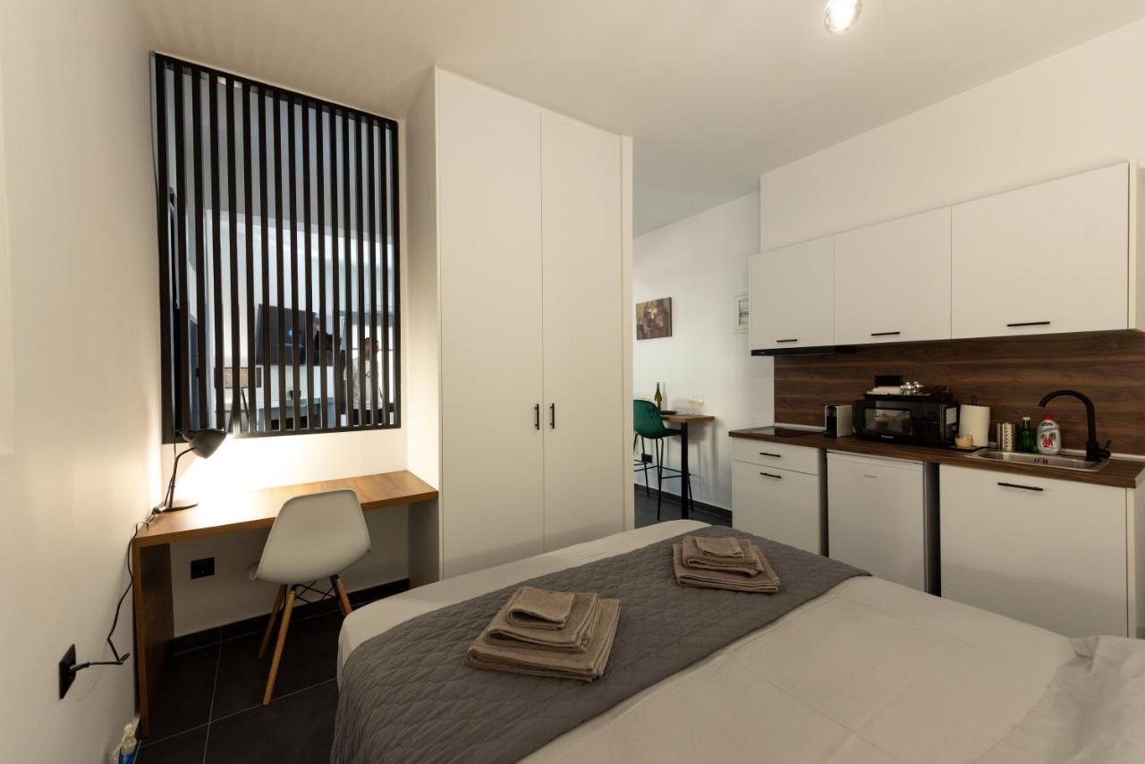 Frourio Lodge Α2 Лариса Екстериор снимка